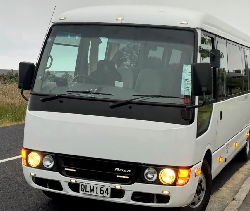 Mitsubishi Rosa Mini Coach — 24-seater